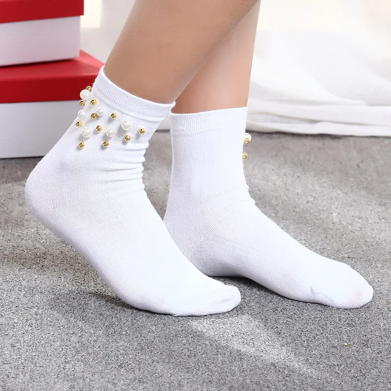 Fashion Women Solid Color Casual Socks w/ Pearls Decoration Ladies Short Cotton Socks