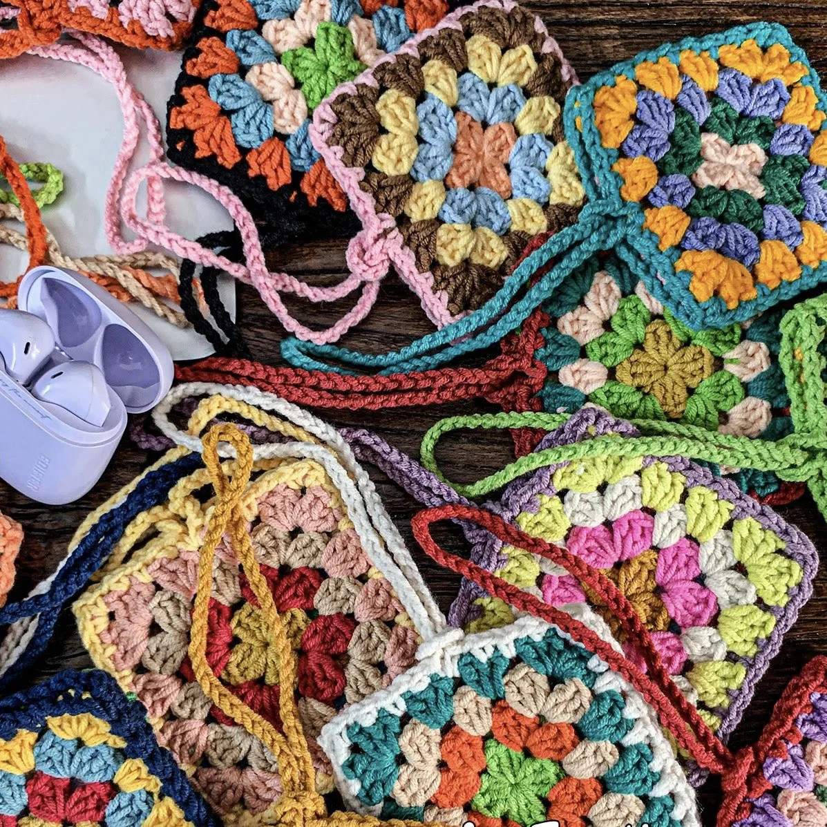 

Classic grandmother crochet headphone bag with artistic dust-proof cover candy storage bag change purse