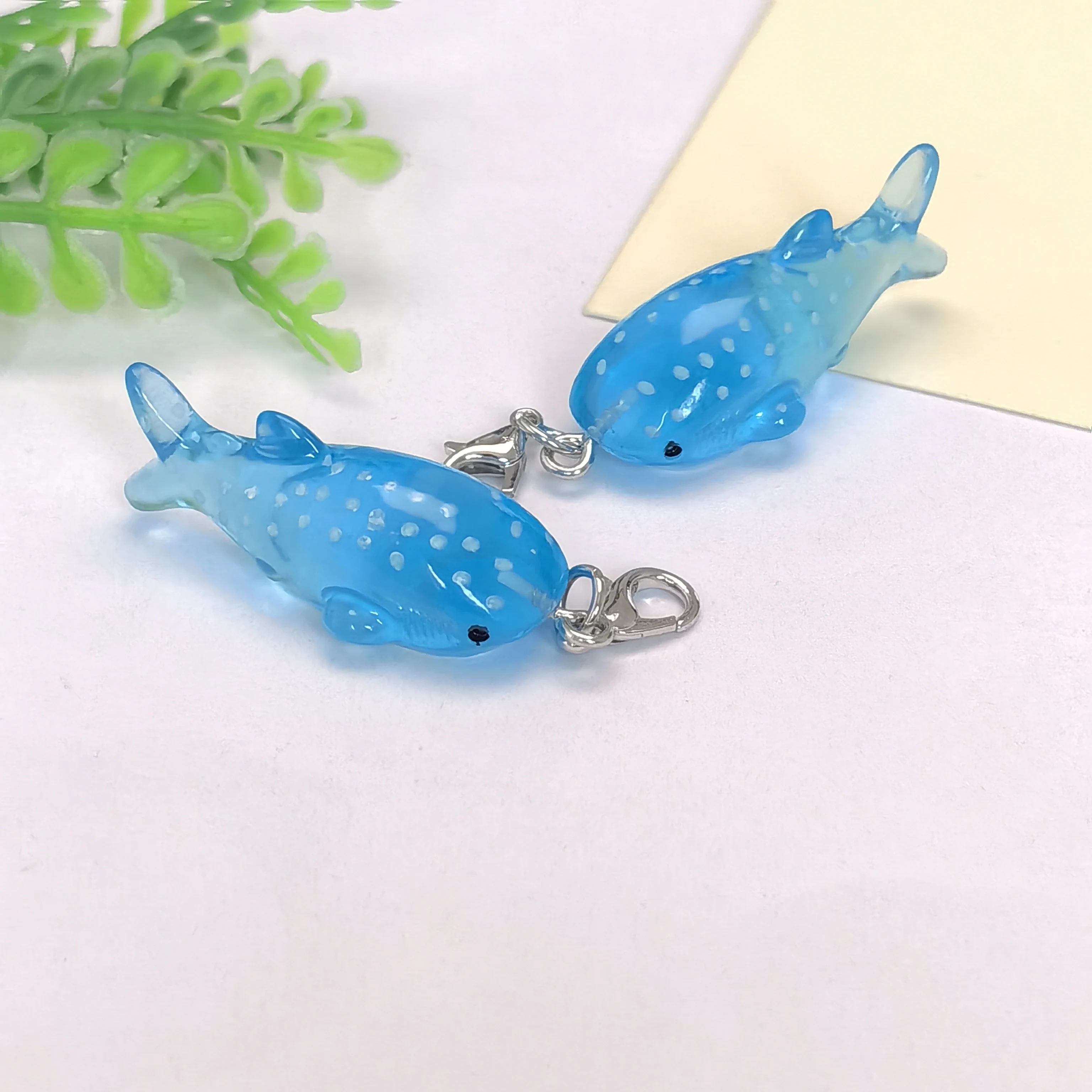 Resin Blue Shark Marine Animal Keychain Key Ring For Friend Creative Cute Colorful 3D Simulated Orca Pendent Bag Box Jewelry