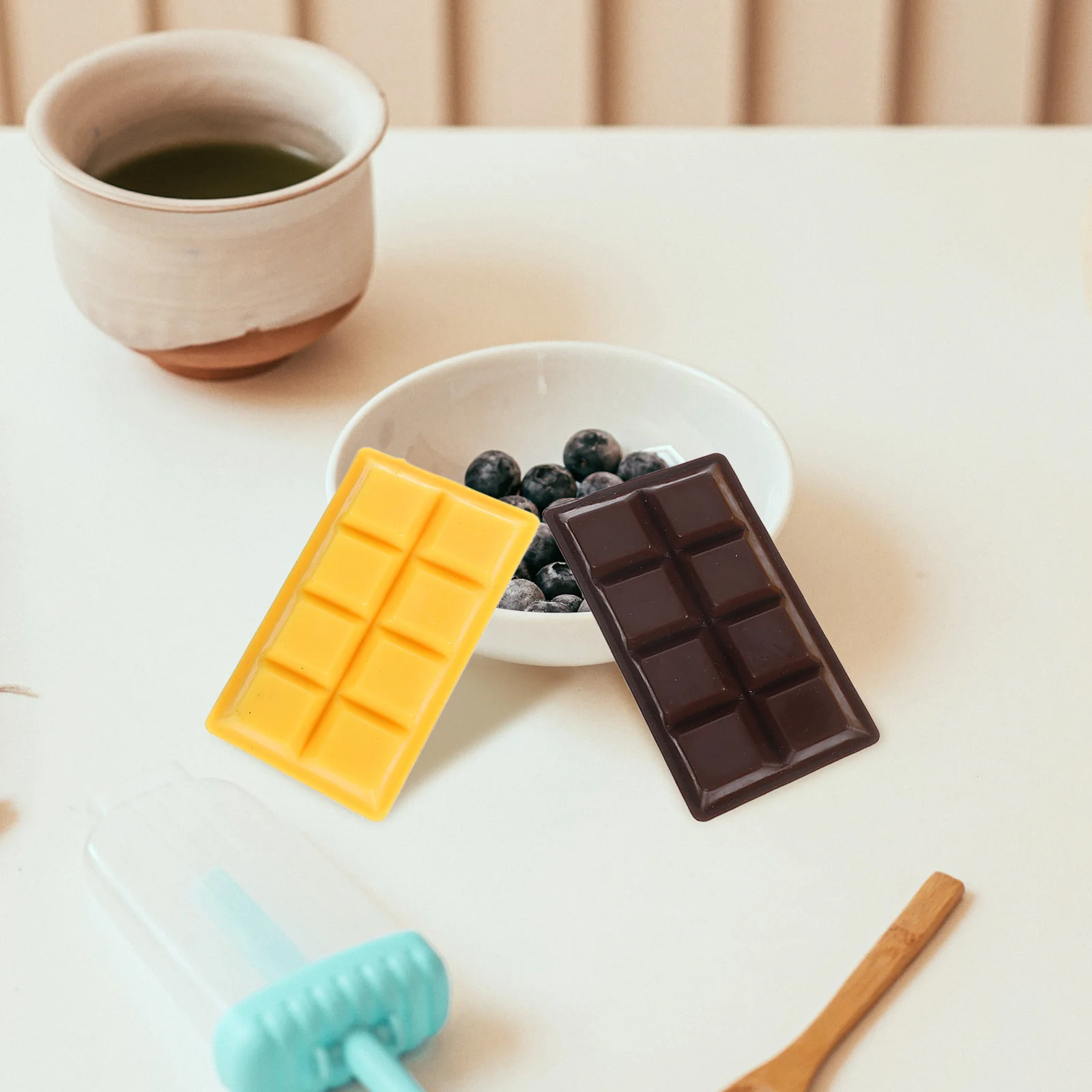 

4 Pcs Resin Simulated Chocolate Ornaments Decorative Fake Toys Model Photo Props Display RestaurantDecoration Educational Toy