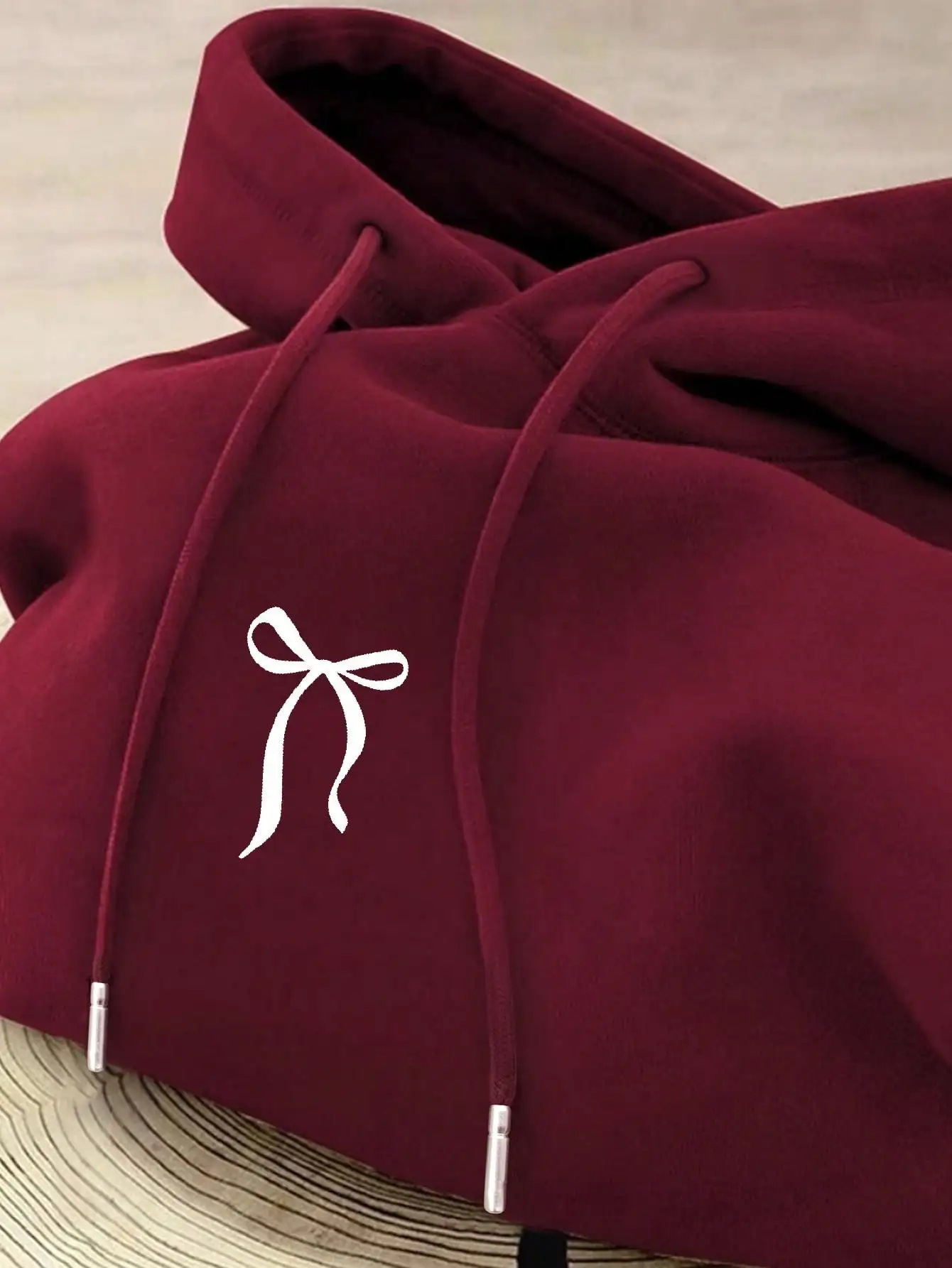 

Burgundy Casual Hooded Sweatshirt with White Bow Embroidery for Women