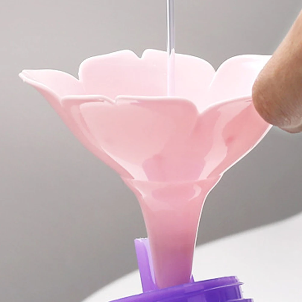 

Funnel Soy Liquid Practical Flower Lightweight Exquisite Detail
