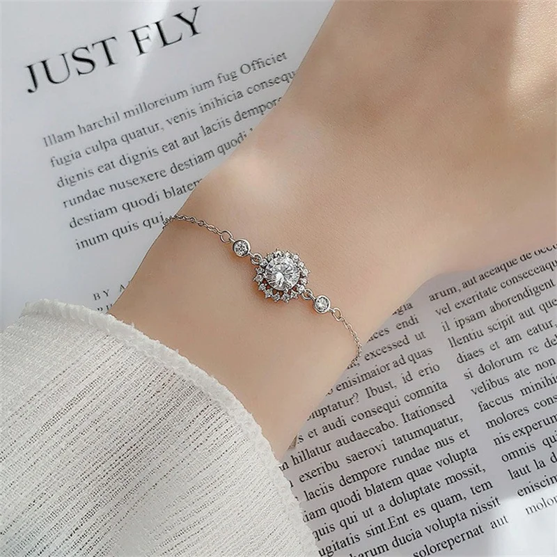 XRA001  Lefei Fashion Luxury Classic Moissanite Design 1 CT White Sunflower Bracelets Charm Women s925 Silver Party Jewelry Gift