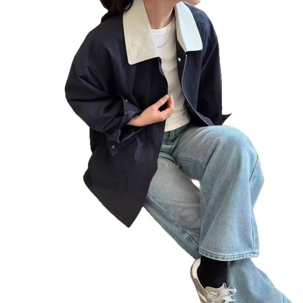 

Женская ветровка свободного кроя в корейском стиле средней длины с большим карманом контрастного цвета с лацканами осенняя новая мода