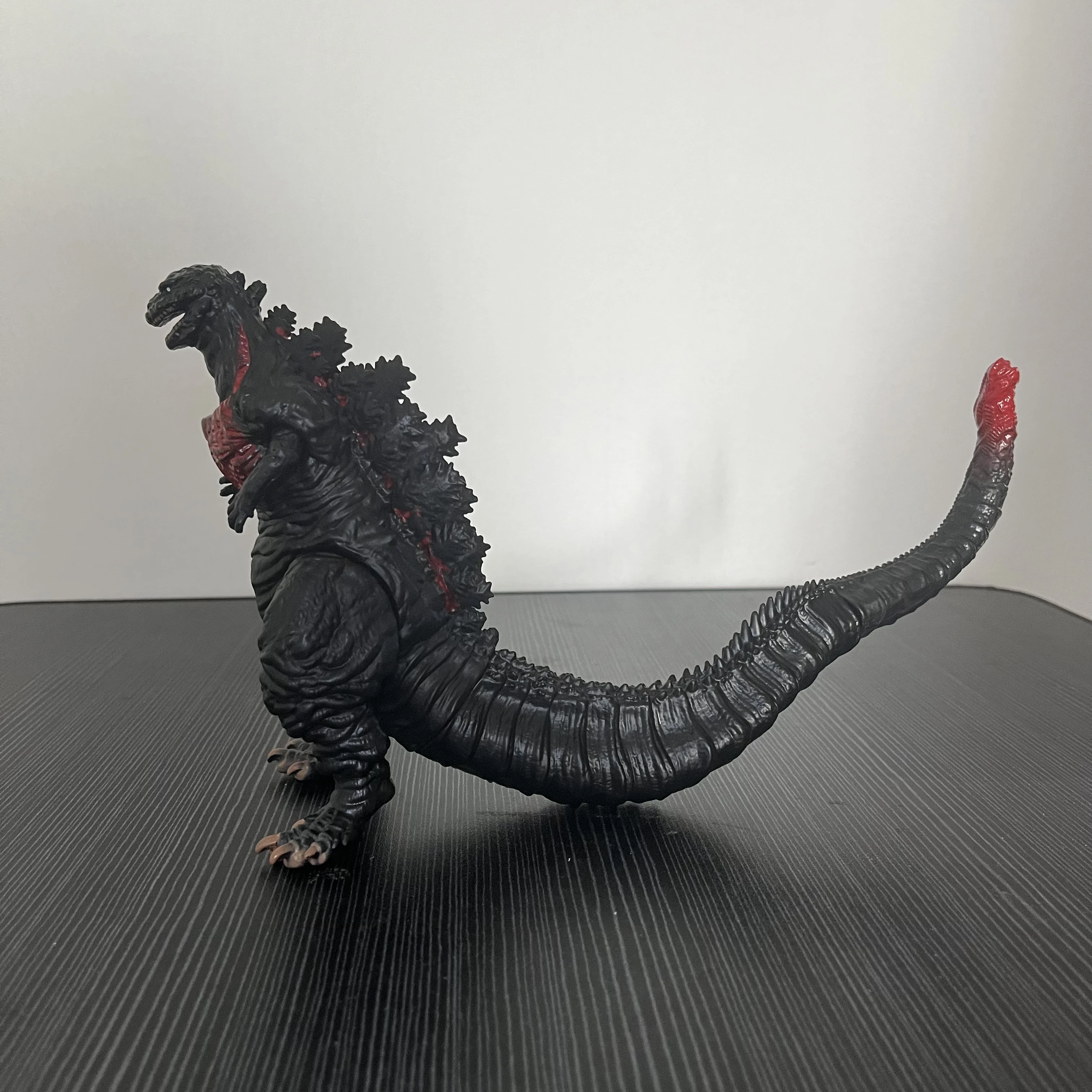 Boneco de Ação Shin Godzilla R - Model Kit Dinosaur Bandai avaliação e preço