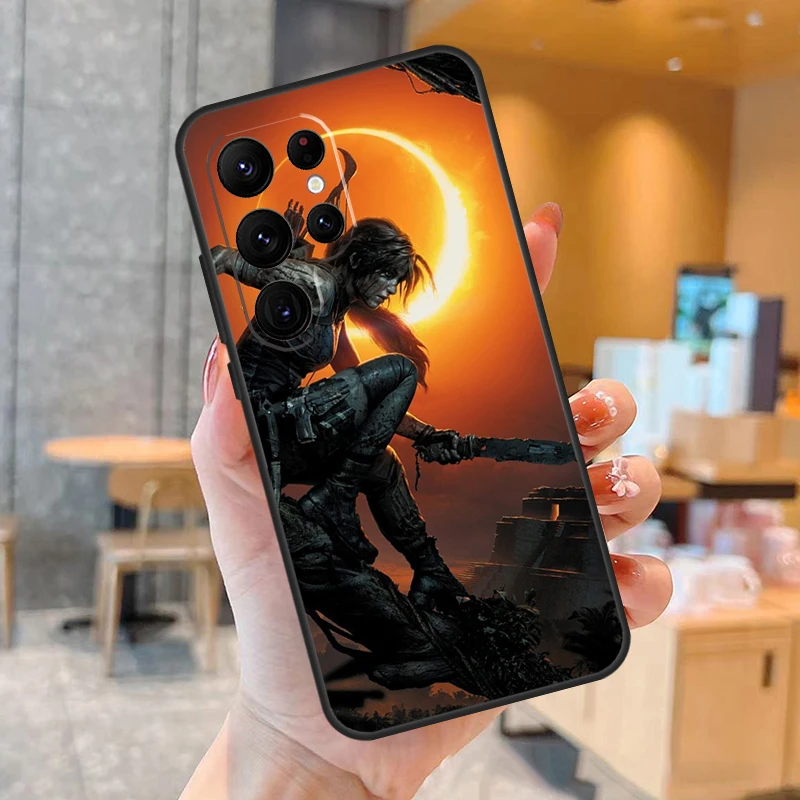 Lara Croft Tomb Raider funda de teléfono para Samsung Galaxy S25 S24 S23 S22 S21 S20 Ultra S9 S10 Plus S25 FE contraportada