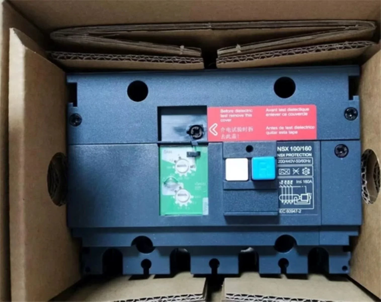 Earth-leakage VigiPacT add-on protection module LV429489