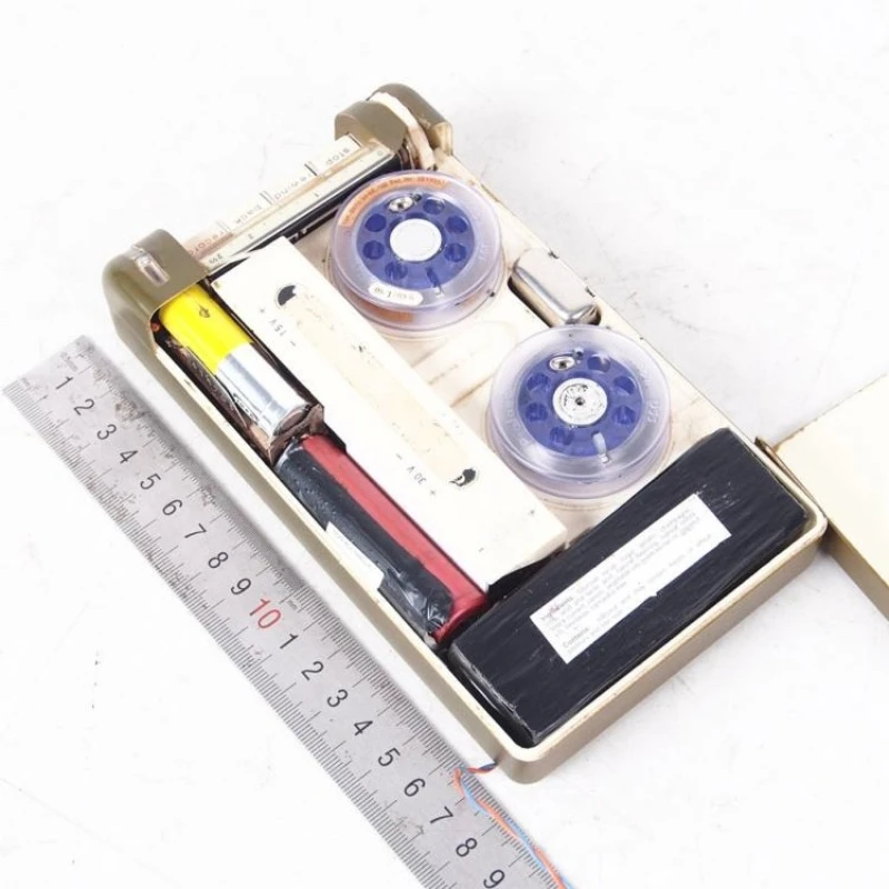 

Old Shanghai of the Republic of China Nostalgic Western Antique Steel Wire Recorder Pocket Spy Recorder