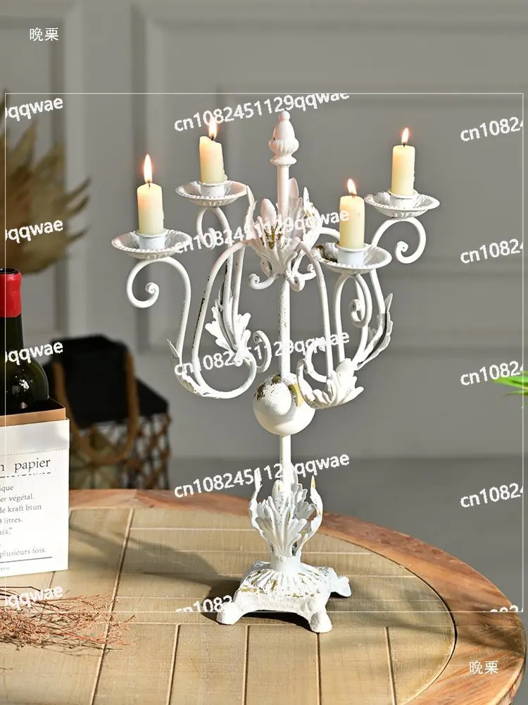 Französischer ländlicher Retro-Kerzenständer aus Schmiedeeisen mit vier Kristallen, Esstisch, Abendessen, Fotografie-Requisiten, B & B