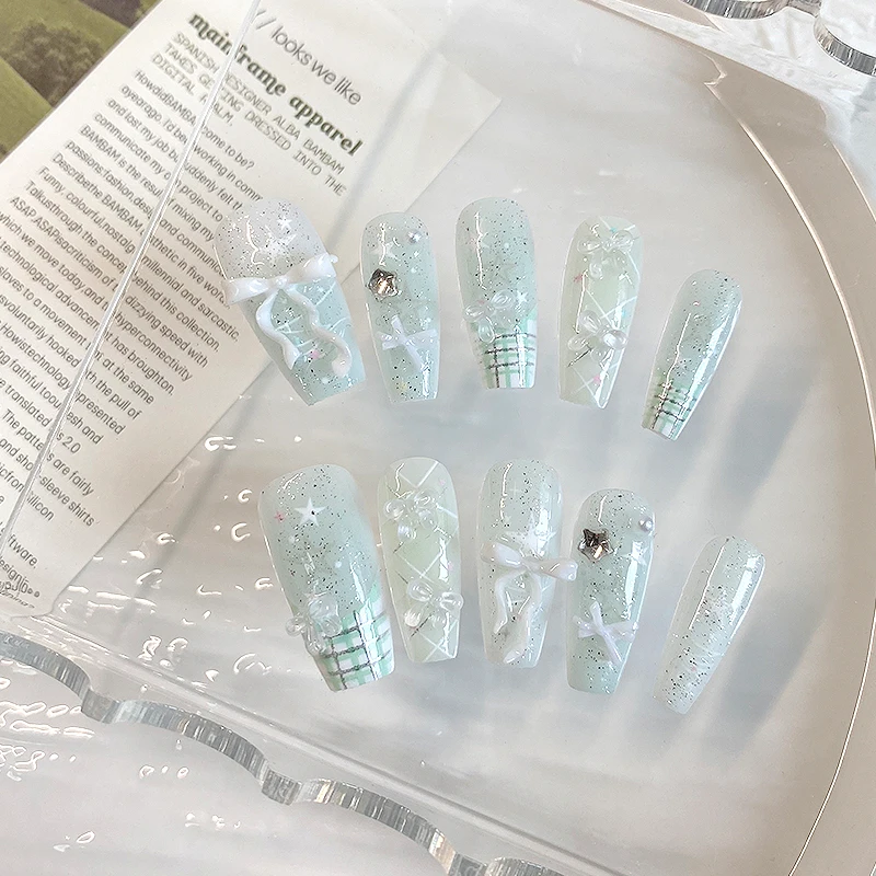 

10pcs pure handmade coffin shaped nail art, beautiful fake nails, summer fresh gradient bow, suitable for women to use