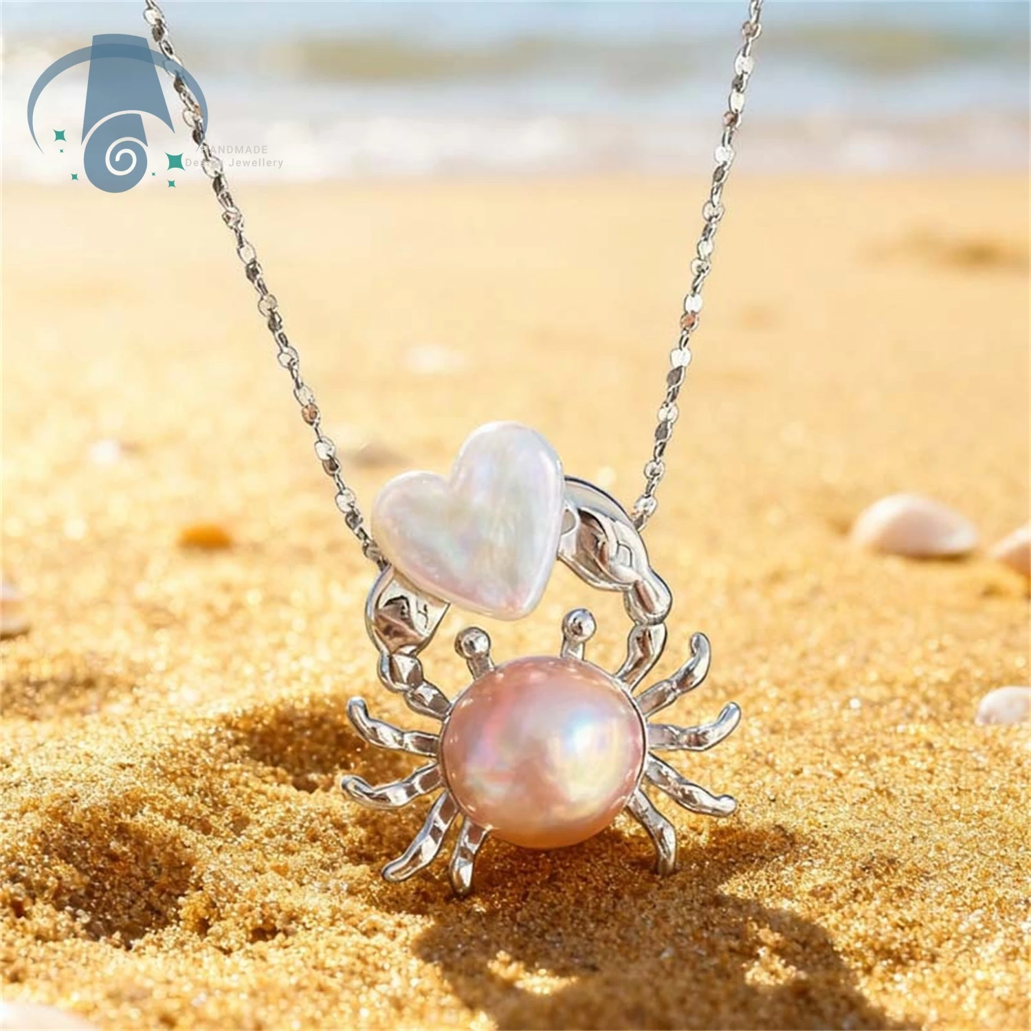 

Уникальное ожерелье с подвеской в виде краба с жемчугом, нежная нишевая цепочка на воротник, модные украшения, женская повседневная одежда, элегантная идея подарка