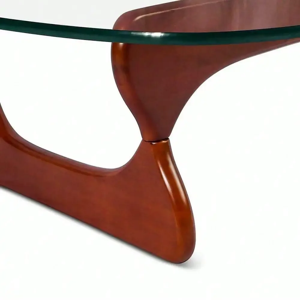 طاولة قهوة Noguchi مثلثة من الزجاج بقاعدة من الخشب الصلب الفاخر بلون الكرز #4