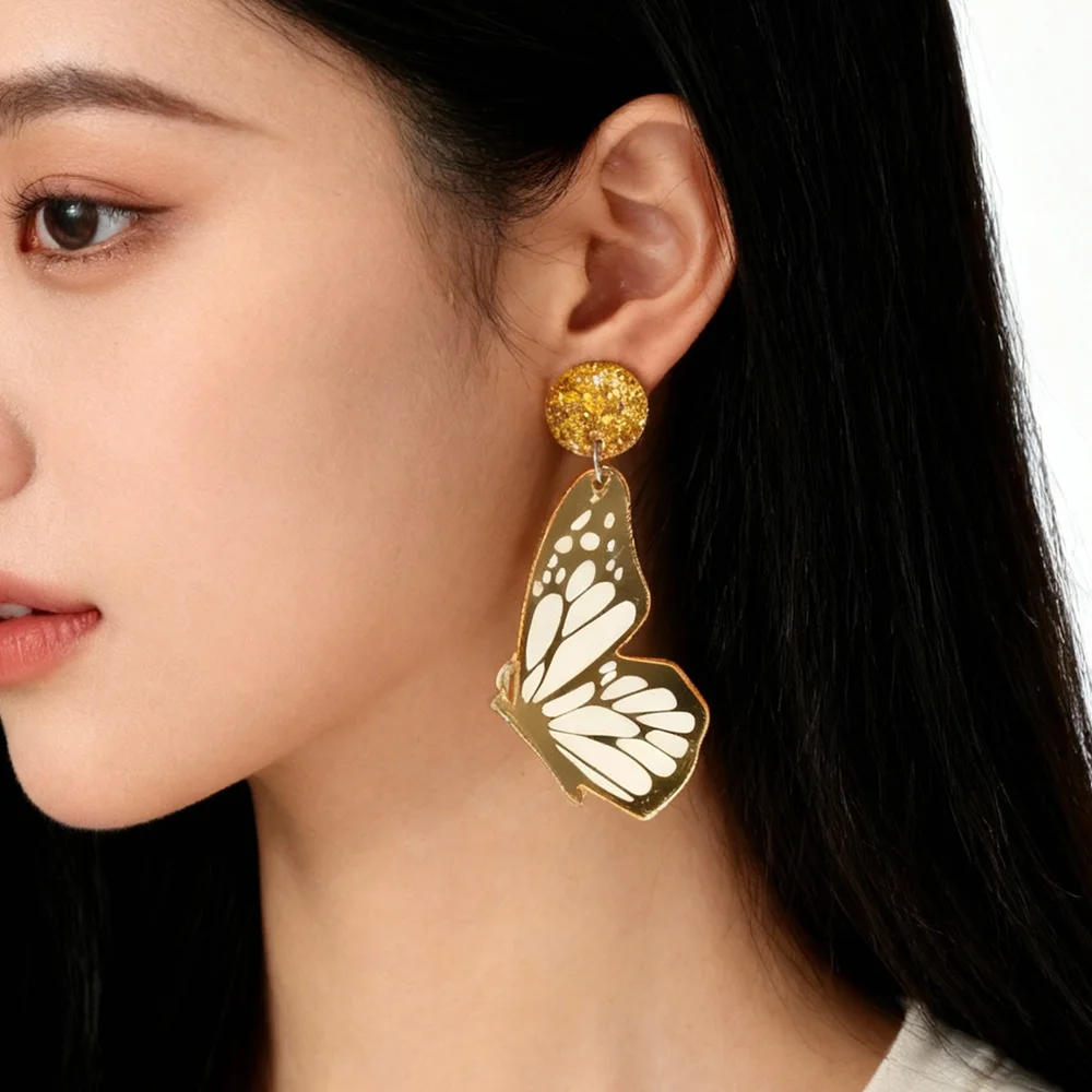 

Gold Color Mirrored Acrylic Butterfly Wings Earrings for Women Trendy Symmetry Big Moth Drop Earrings Jewelry Accessories Gifts