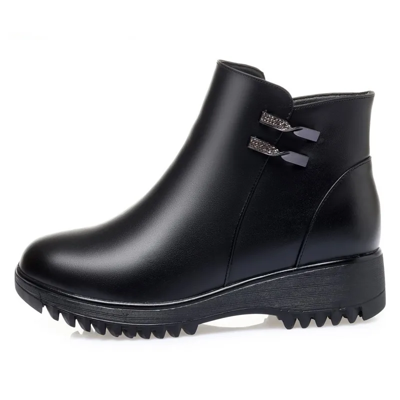 Women's Snow Boots Winter Genuine Leather Wool Thicken Warm Ladies Short Boots Non-slip Large Size Mother Boots image 4
