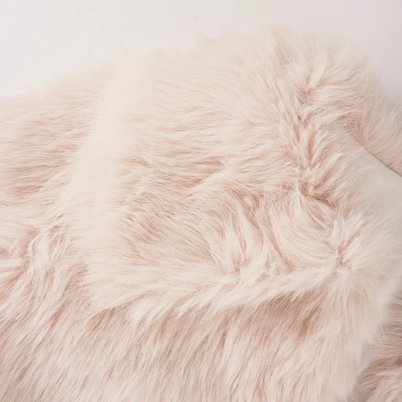 معطف نسائي دافئ من الفرو الصناعي بياقة مقلوبة وأكمام طويلة سترة عصرية فاخرة للشتاء سترات وردية سميكة ملابس خارجية