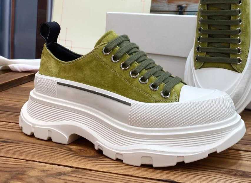 Thick Sole Women and Men Lace Up Sneakers Shoes Height Increase Round Toe Canvas Hot Fashion Top Quality Designer Shoe