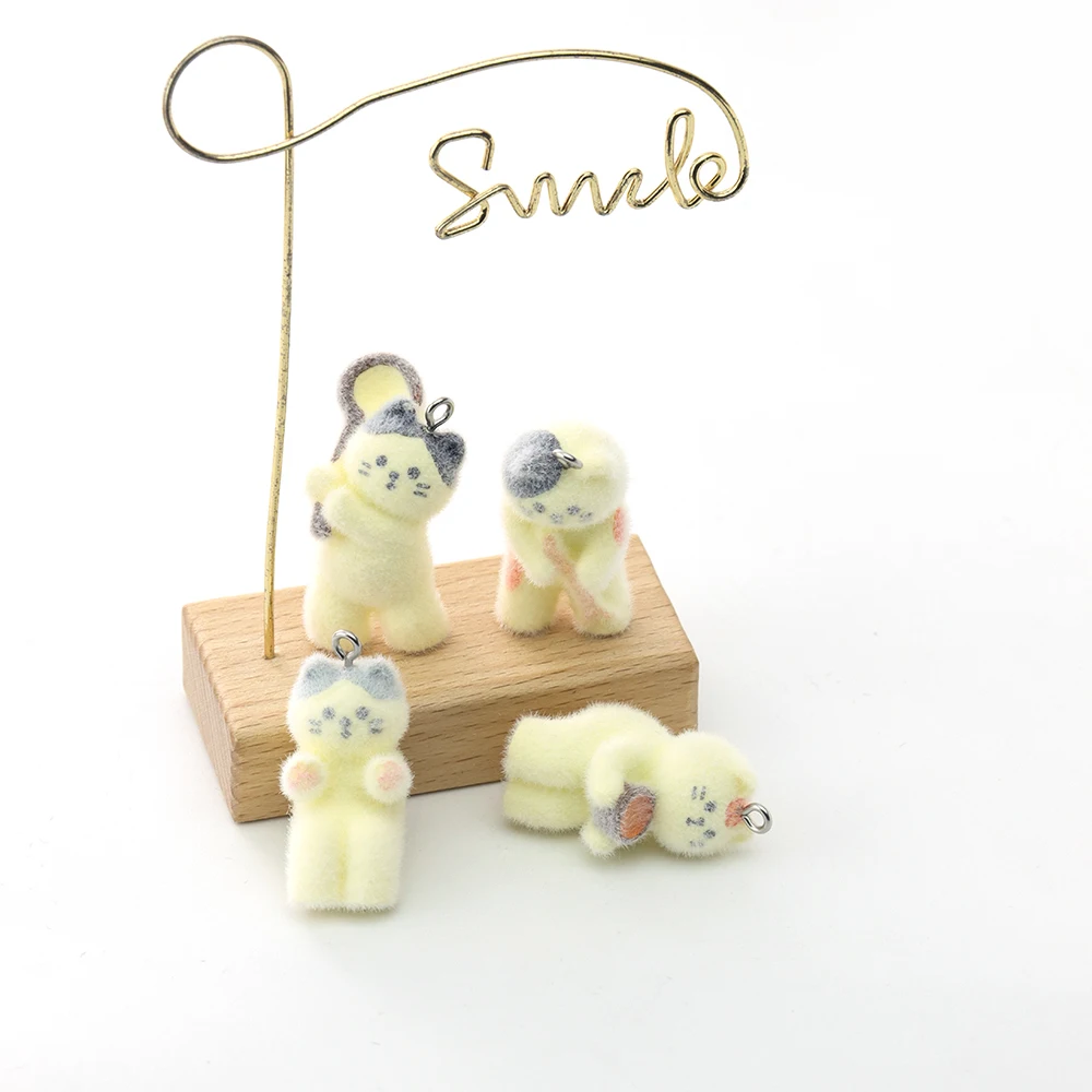 12PCS Resin Flocking kitten Charms Cute Animal Cat Doll Pendants for Necklace Keychain Making DIY Jewelry Accessories Wholesale