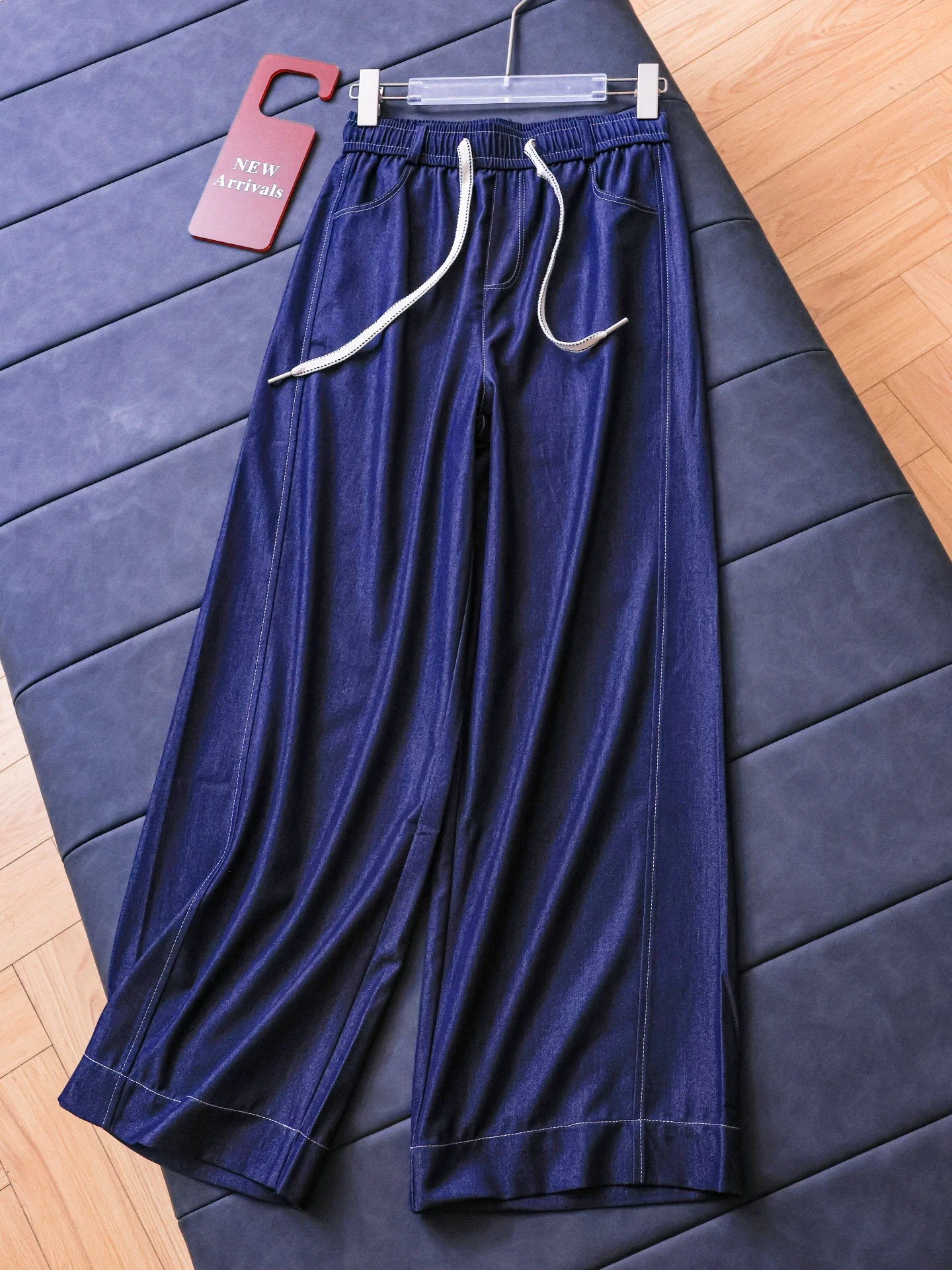 Ice Sensation Soft Skin-Friendly Narrow Wide Leg Jeans Women's Loose Straight Cut Drawstring Elastic Waist Denim Pants