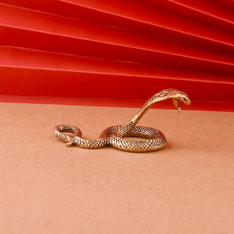 

Pure Yellow Creative Zodiac Lucky Cobra Miniature Bronze Sculpture Office Home Tea Pet Desktop Decoration Small Ornament Gift