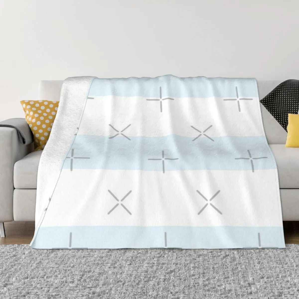 Large Pale Blue And White Horizontal Anime Bed Blanket Quilt For Bed Winter Warm Blanket Throw Blanket