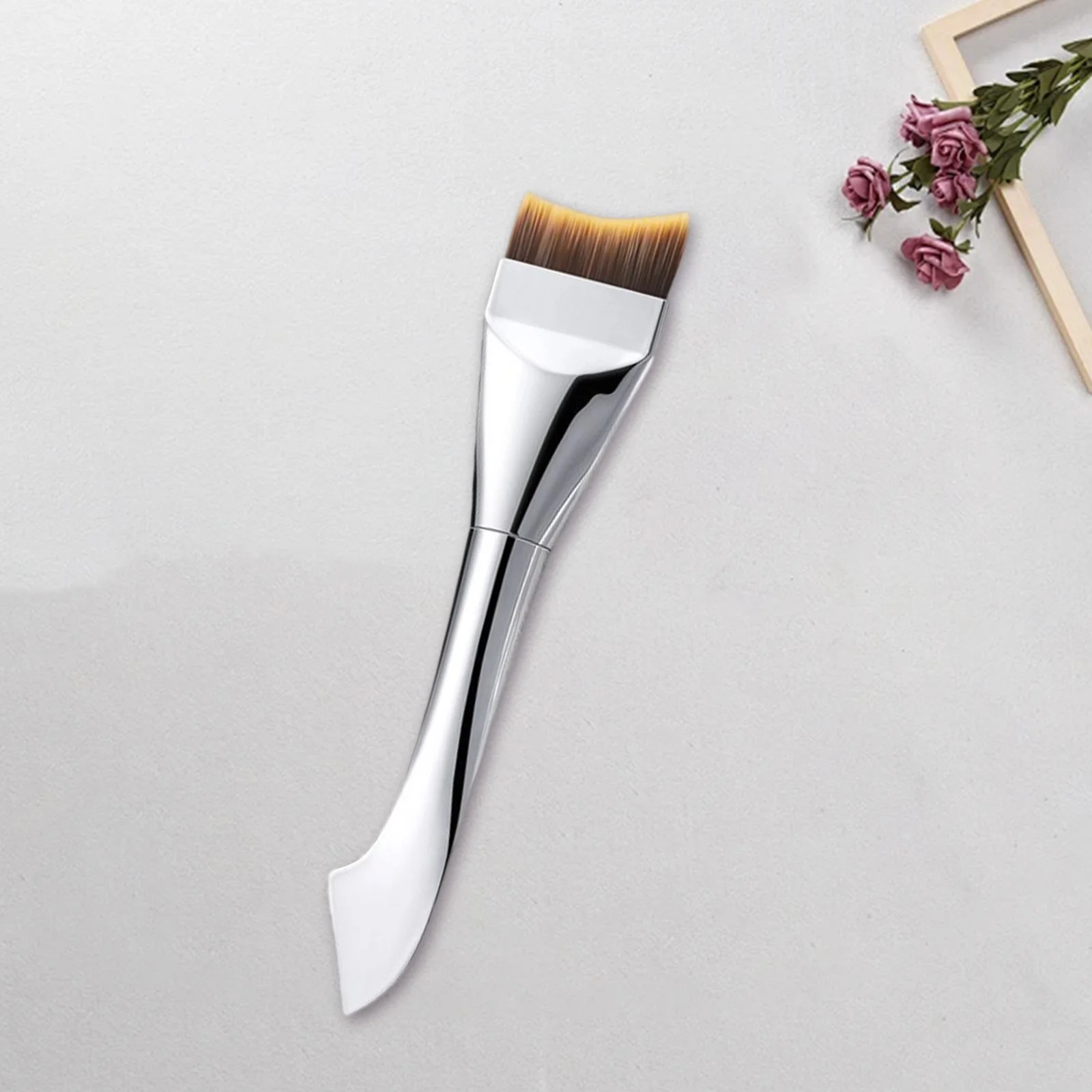 

Double Ended Fishtail Foundation Brush Ultra Thin Flat Head Base Crescent Curved Makeup Tool Foundation Bronzer Contour