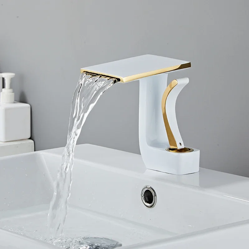 Waterval Badkamerkranen Warm en Koud Water Wastafelkranen Zwarte Kraan Badkamer Wc Messing Wit Zwart Goud Wastafel Kraan Torneira