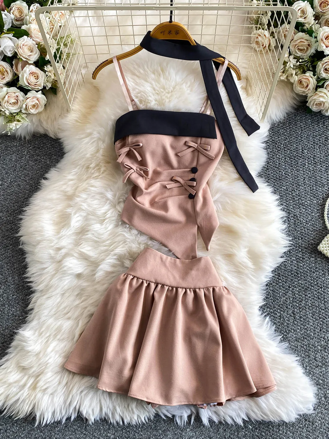 Sweet Color Collision Knot Strap Design Irregular Top Two-Piece Set Anti-Light Fluffy Skirt Fashionable Workwear