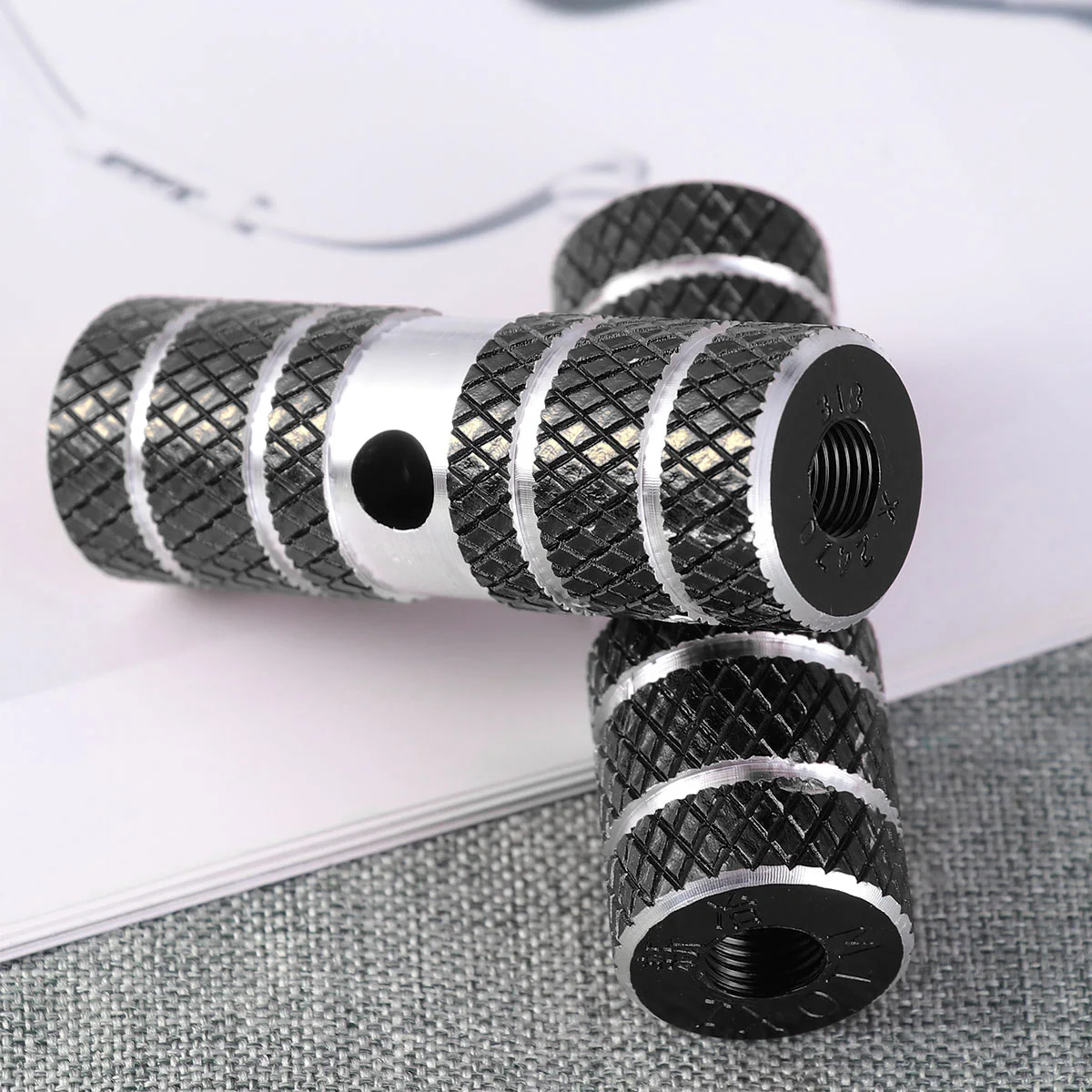 

Bicycle Pedals Aluminum Alloy 9.5Mm 10Mm Quick Release Footpegs For Mountain Bike Stunt Peg Cylinder Peg Riding