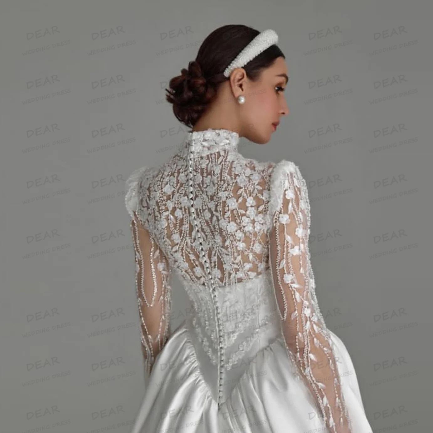 ชุดแต่งงานหรูหราทรงเอไลน์ แขนยาว ประดับลูกไม้ คอสูง ผ้าซาติน สำหรับเจ้าสาว  รับสั่งตัด