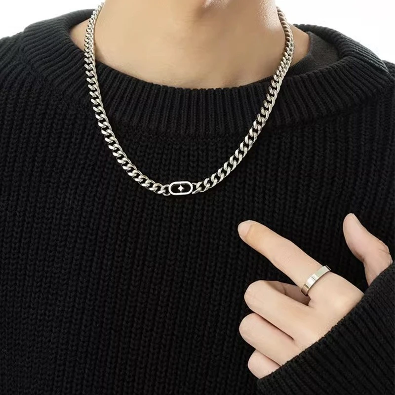 Fashion Star Mang Cuban Necklace Men's 2023 New High Grade Titanium Steel Lock Bone Chain Simple and Versatile Hip Hop Accessori