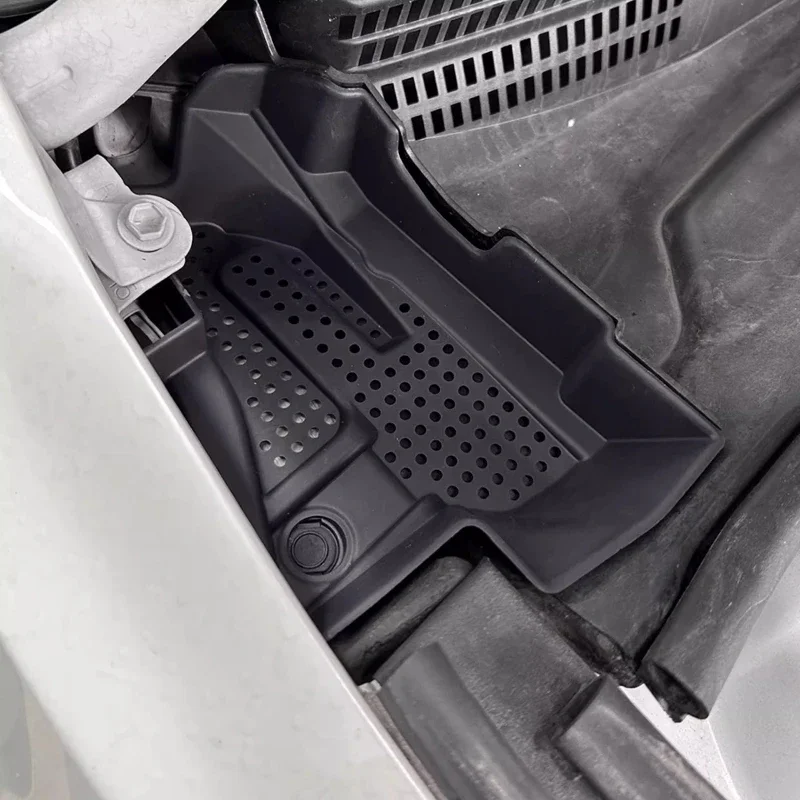 

Для Toyota Camry XV70 8-го поколения и XV80 9-го поколения 2018-2025 модификация защитной крышки фильтра отсека двигателя