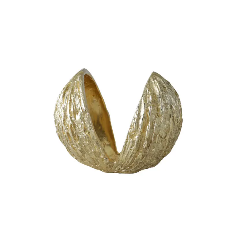 

Nordic small ornament creative cute desk nut shell ornament light luxury home living room wine cabinet decoration
