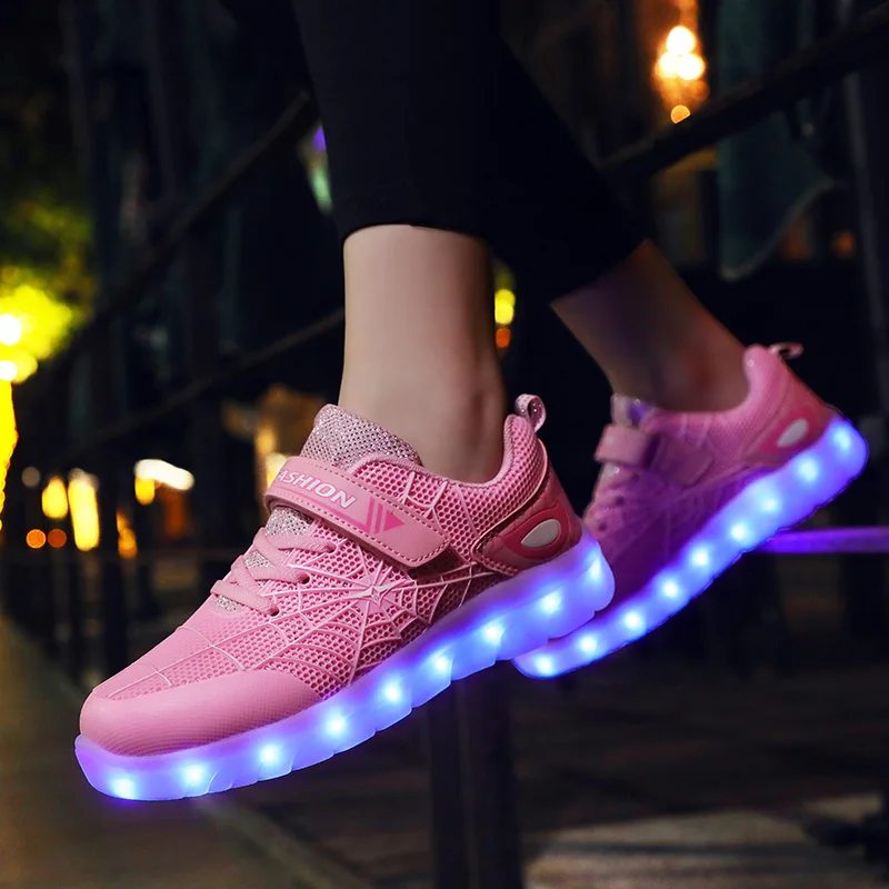 Casual Sneakers Shoes Spring Boys\' Running Shoes Girls Flash Children\'s LED Lights Breathable Sports USB Charging Walking  Shoes