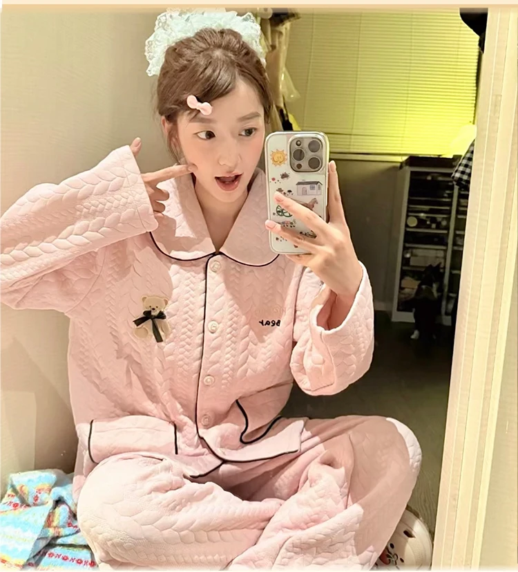 

Women'S Pajamas Set Satin Charmeuse Deluxe Pajama Lace Trim Elegant Camisole Style Ankle Length Pants Ladies Sleepwear All-Match