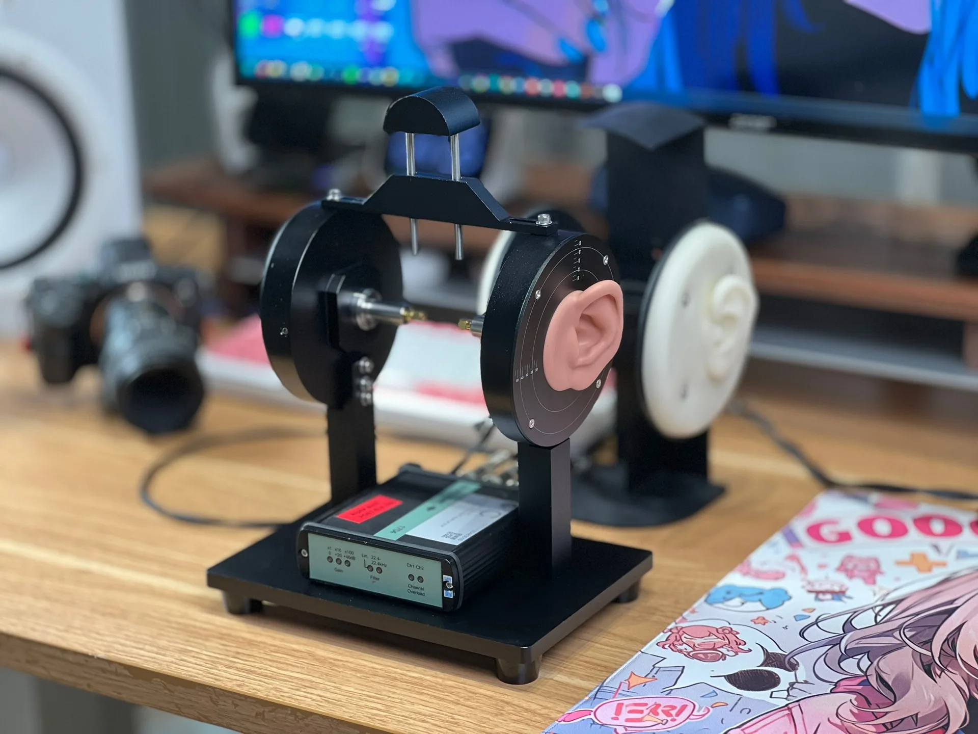 Headphone Test StandHeadphone R&D  IEC711 318-4 Frequency Response Curve Ear Simulator