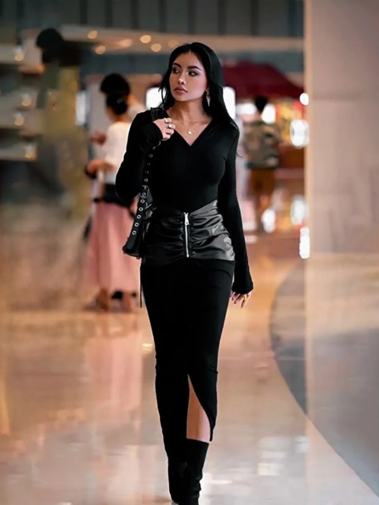 

Women's Y2K Gothic Hooded Maxi Dress Set - Faux Leather Waist Cincher & High Slit Long Dress, Edgy Streetwear Spring Autumn