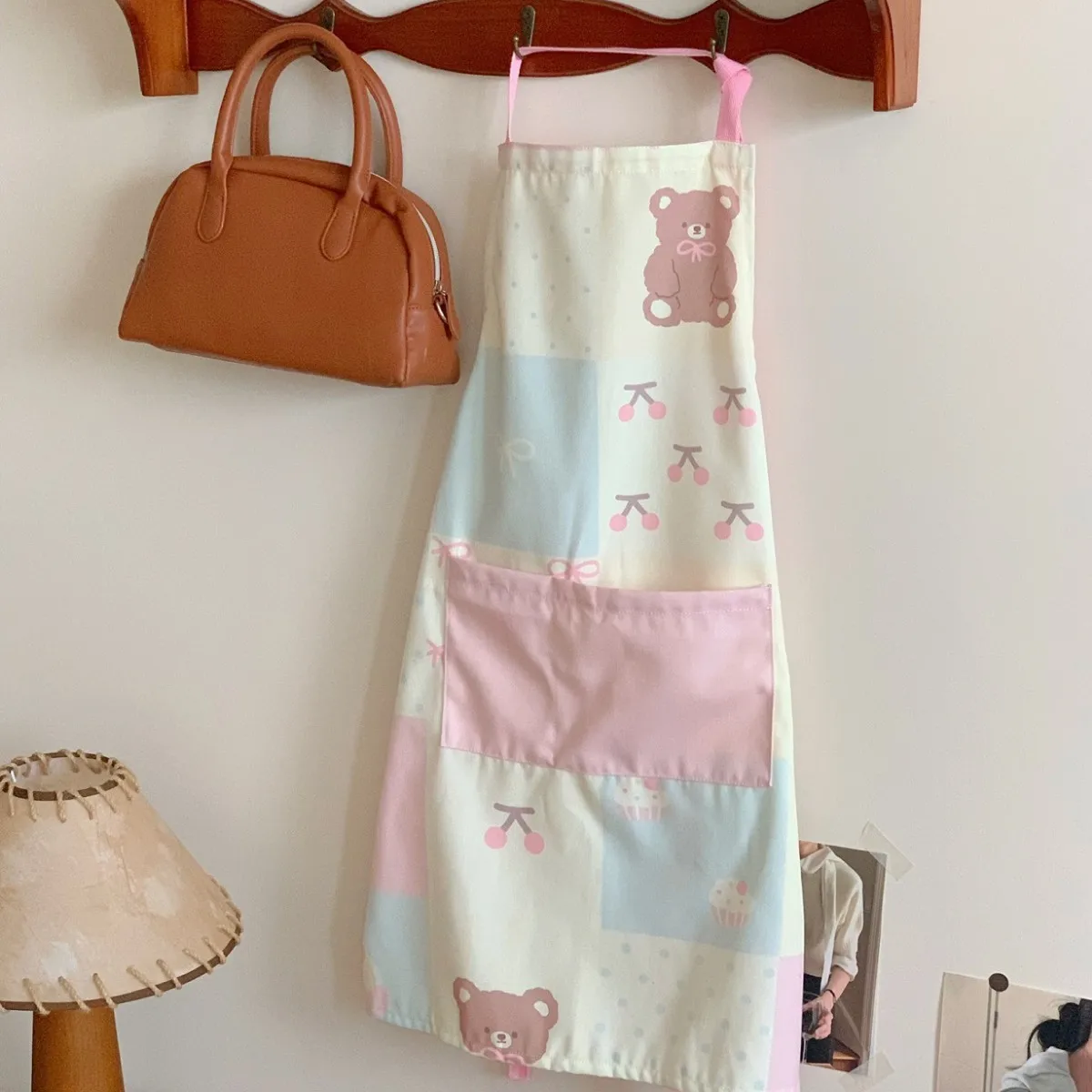 

Cute Cartoon Cherry Bear Apron for Baking Class Art Studio Kitchen Waterproof Oilproof Household Aprons