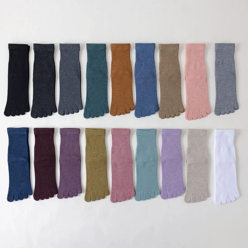 اليوغا خمسة أصابع الجوارب امرأة فتاة ضغط القطن الصلبة عدم الانزلاق الأوسط أنبوب بيلاتيس اللياقة البدنية Harajuku الرياضة تو الجوارب القصيرة