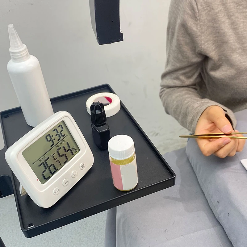 調整可能なラッシュトレイホルダー、リングライト用ユニバーサルクランプクリップオーガナイザー、まつげエクステ用スタンド、美容アクセサリー