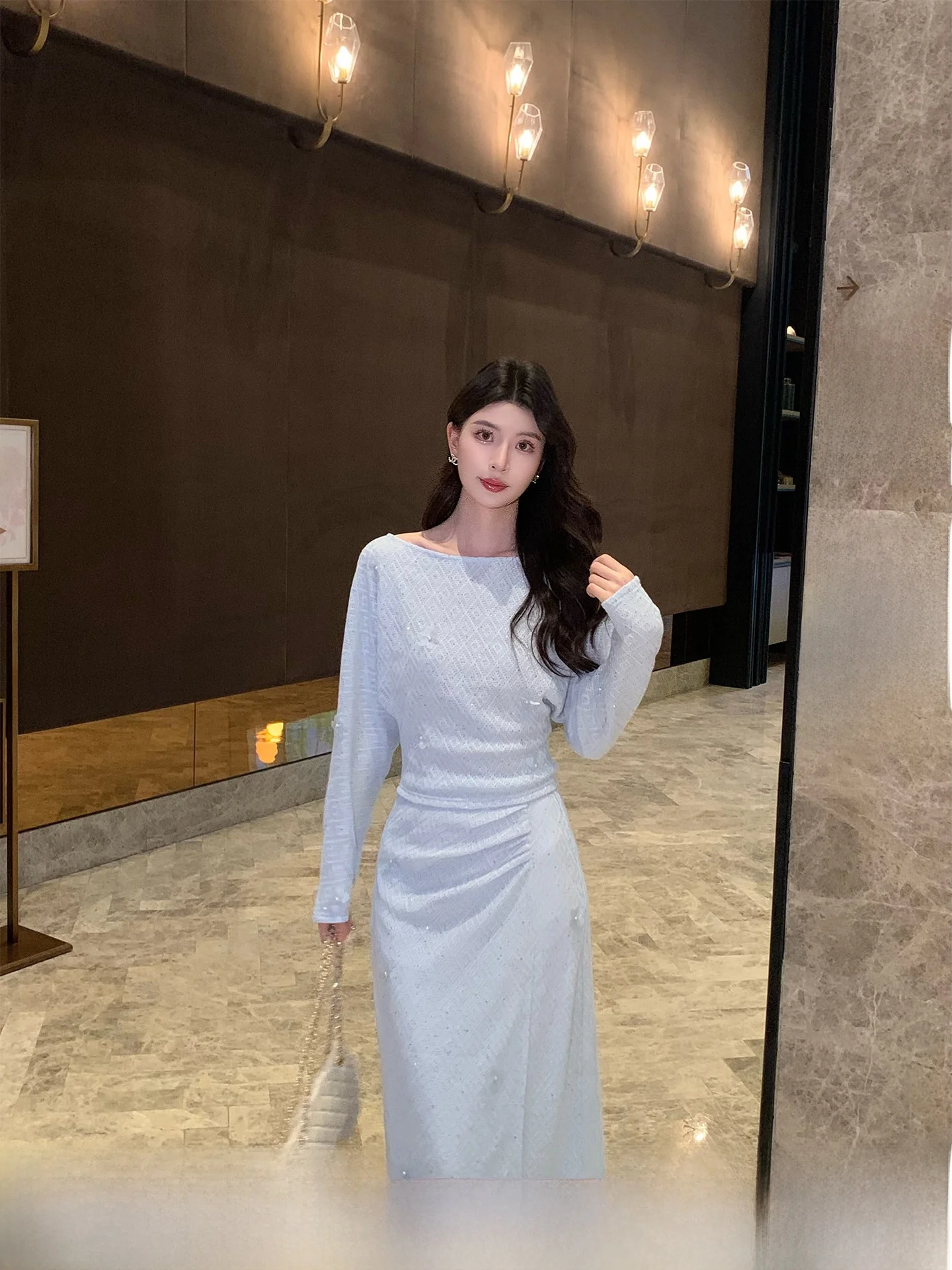 

Синий вязаный комплект для женщин: осенне-зимний новый повседневный костюм из двух предметов (топ и юбка) из полиэстера, стандартная длина рукава