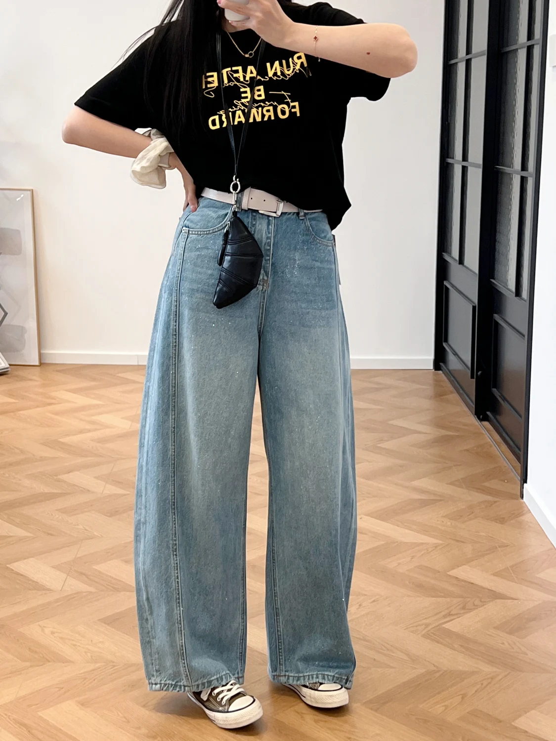 

High Waist Wide Leg Denim Jeans Women's Spring Sle Korean Waed Blue Slimming Versatile Knife Jeans iny Sparkling