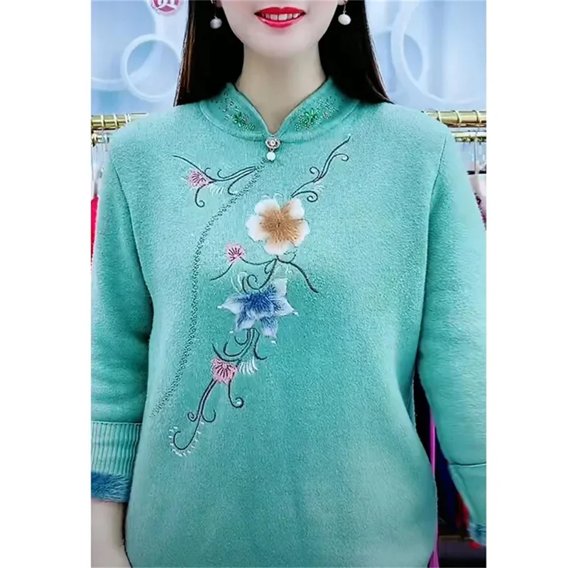 6XL Middle-Elderly Women\'s Winter Clothing Plush And Thick Sweaters Coat Fashion Mother\'s Diamond Embroidery Pullover Plush Warm