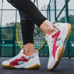 Buty męskie Profesjonalne buty do siatkówki Zepsuty rozmiar Amortyzacja Tenis stołowy Trening Handel zagraniczny Eksport Buty do badmintona