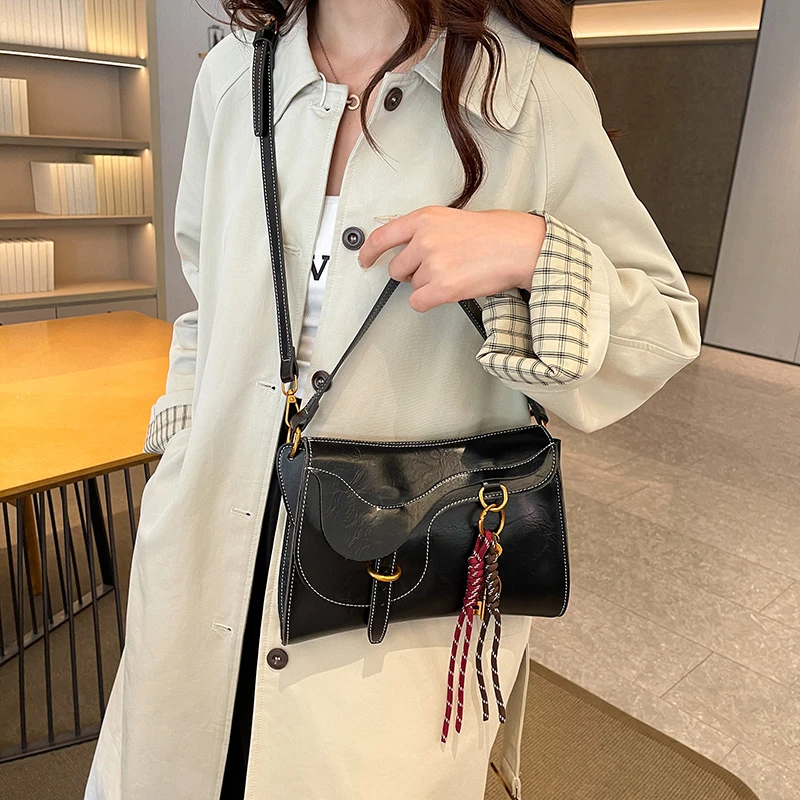 

Versatile Trendy Handbag In American Design, High-End Craftsmanship For Women's Casual Summer Occasions And Events