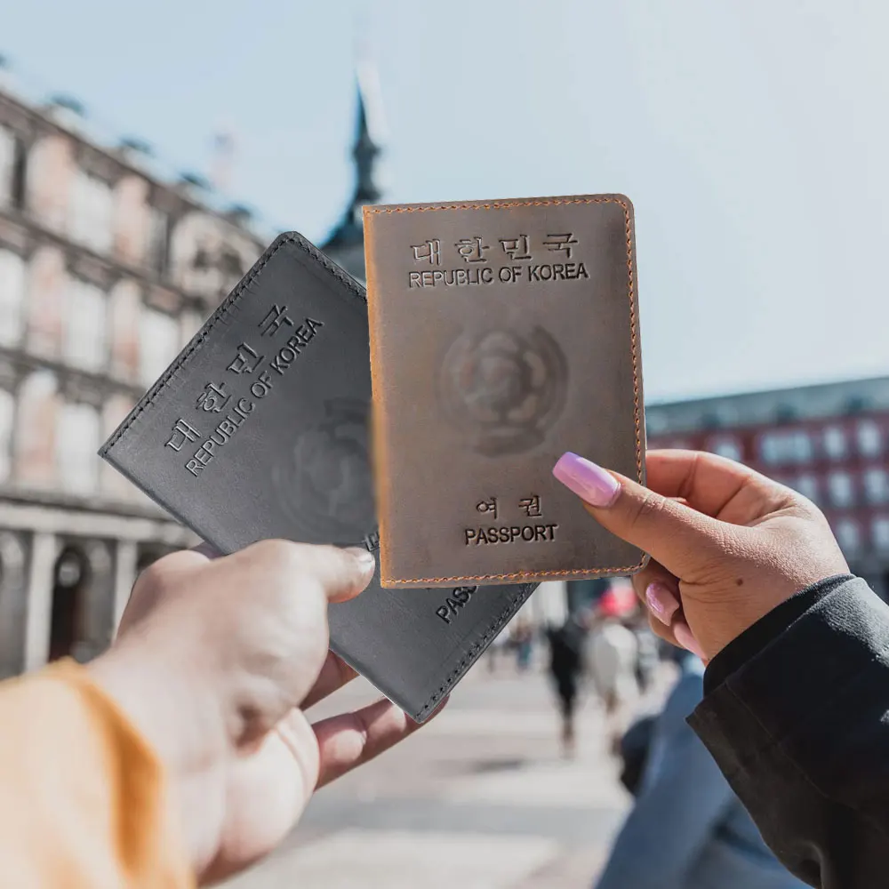 Porte-passeport en cuir avec nom gravé personnalisé, porte-passeport de voyage fait à la main, étui portefeuille, Corée du Sud