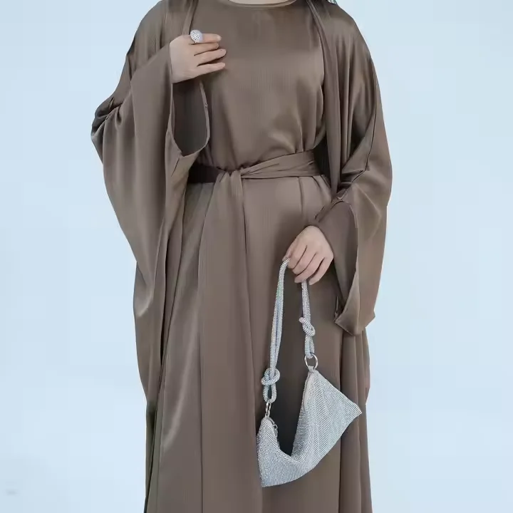 Ramadan Eid Nuovo Lusso Kebaya Dubai Rughe Kimono di Raso 2 Pezzi Abaya Set Donne Musulmane Abiti Modesti Caftano Caftano Jalabiya