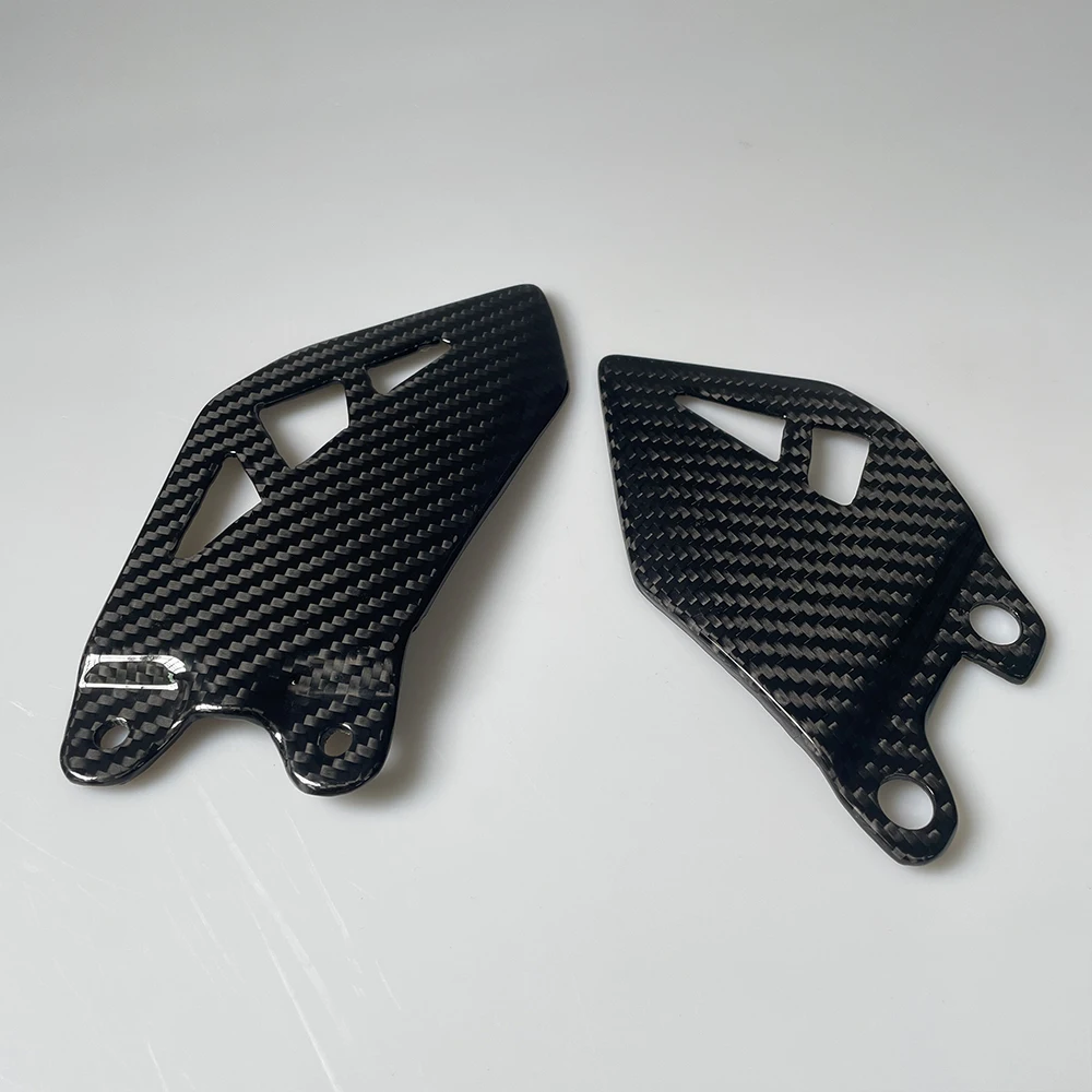 

For Kawasaki ZX-10R ZX 10RR 2011-2024 Real Carbon Fiber Motorcycle Heel Guard Rearset Plate Foot Peg Protector Overlay Gloss