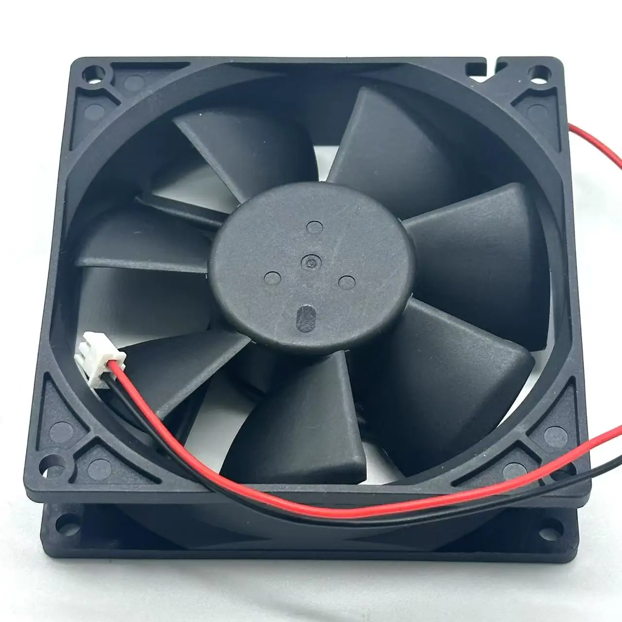 Delta Electronics AUB0924VH DC 24V 0.30A 92x92x25mm 2-Wire Server Cooling Fan