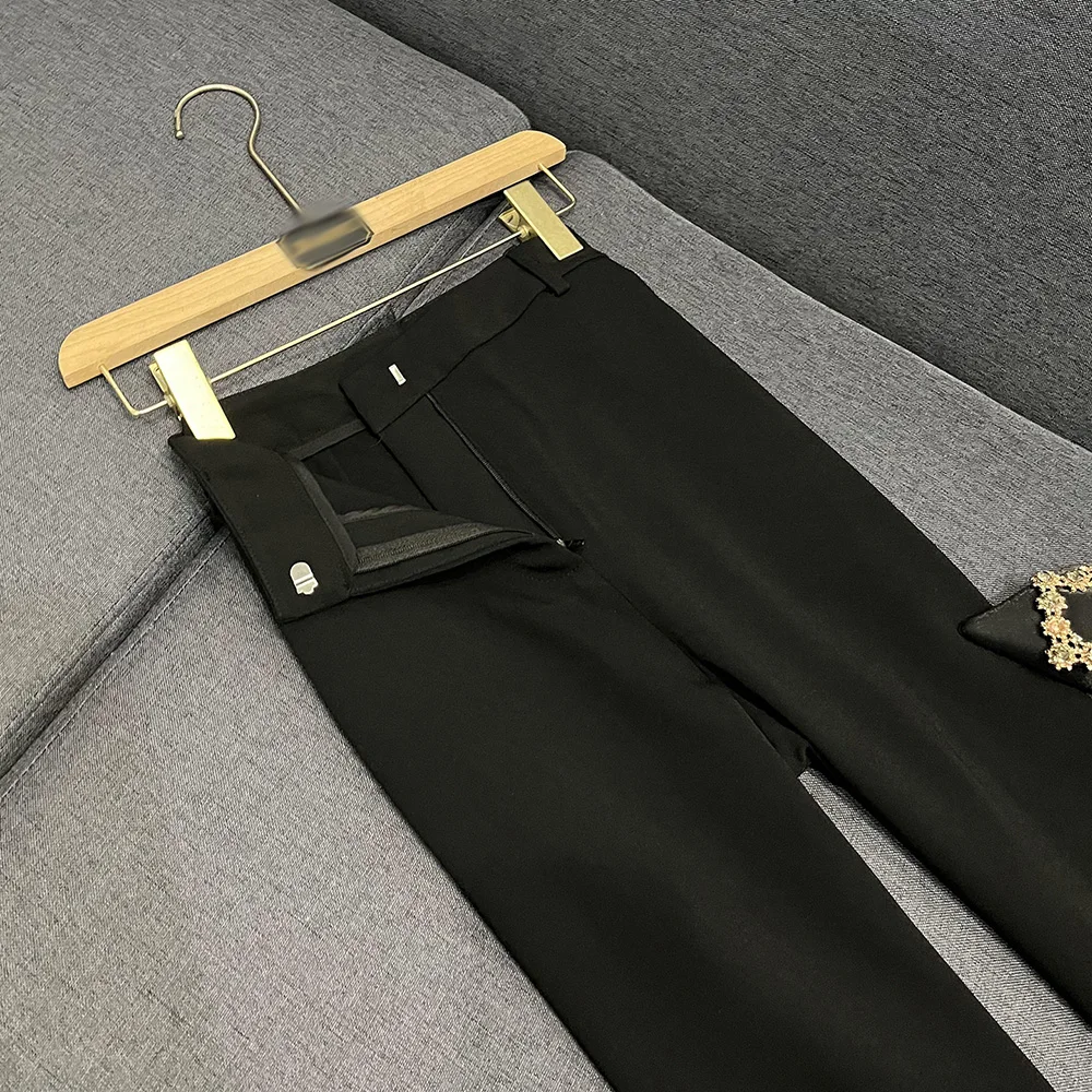 TWOTWINSTYLE, conjuntos de dos piezas elegantes y lisos para mujer, Top de manga larga con cuello redondo, pantalones de cintura alta, conjunto elegante para mujer YSE109126