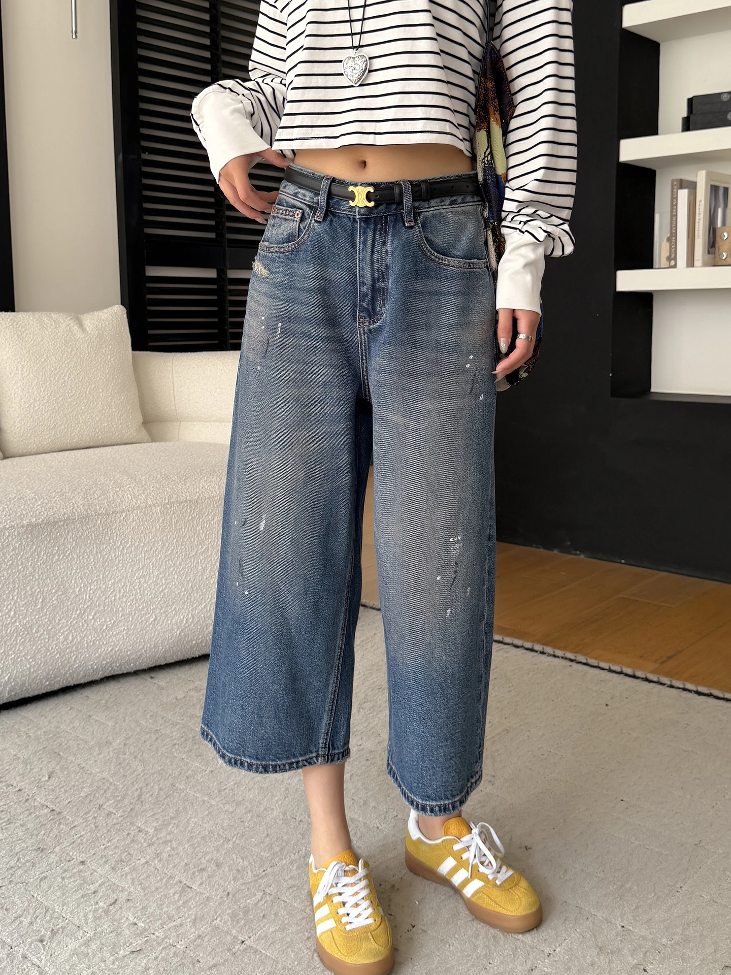 

Джинсы с высокой талией и широкими штанинами для женщин, новая весенняя модель, укороченные джинсовые брюки, свободный крой, удобные, мягкие, из дышащего хлопка, приятные к коже.